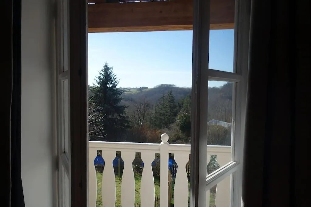 Holiday home Maisonnette De Charme Les Jardins De Lou Boussac