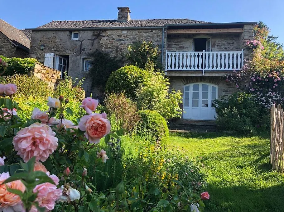 Maisonnette De Charme Les Jardins De Lou Boussac
